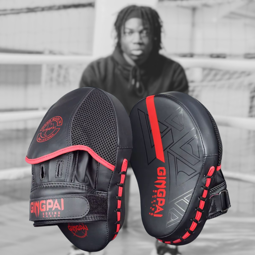 Boxpratzen aus PU Leder für Boxen, MMA und Sanda – stoßdämpfend, griffig und robust.